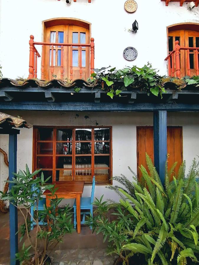 Dona Esther Otavalo Exterior photo